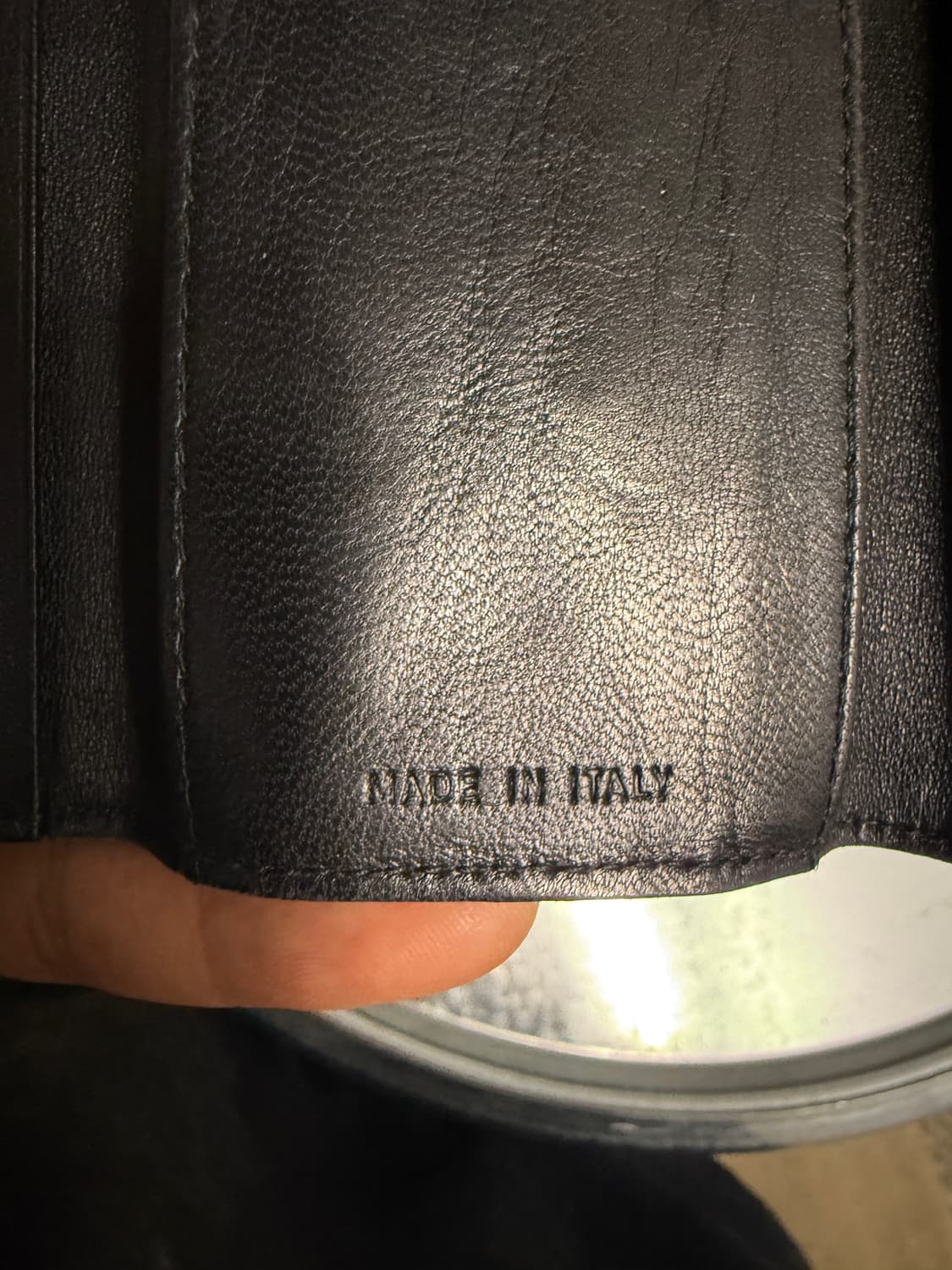 프라다 정품 블랙 가죽 키케이스 상품이미지4