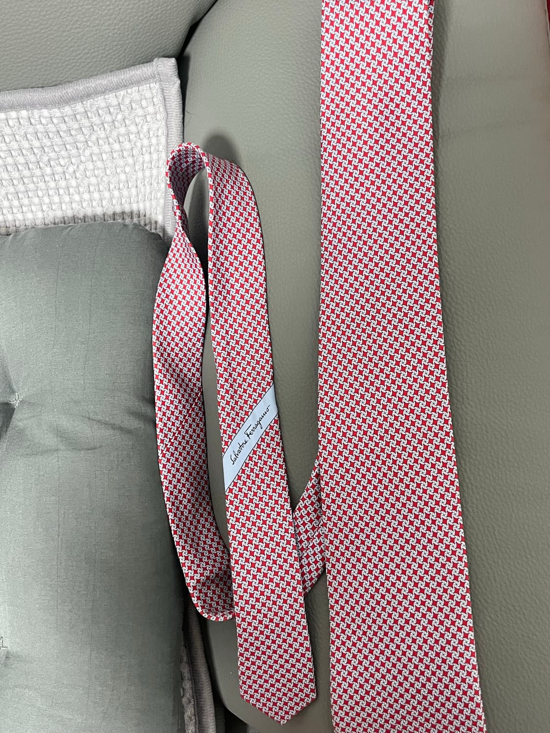 페레가모 넥타이 상품이미지4