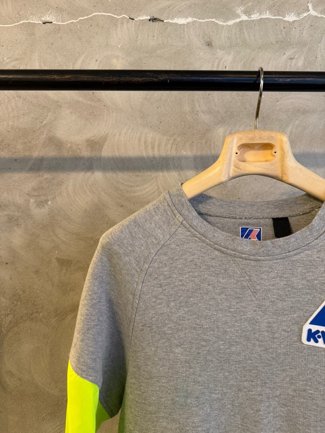 까웨 하이브리드 맨투맨 100 상품이미지2