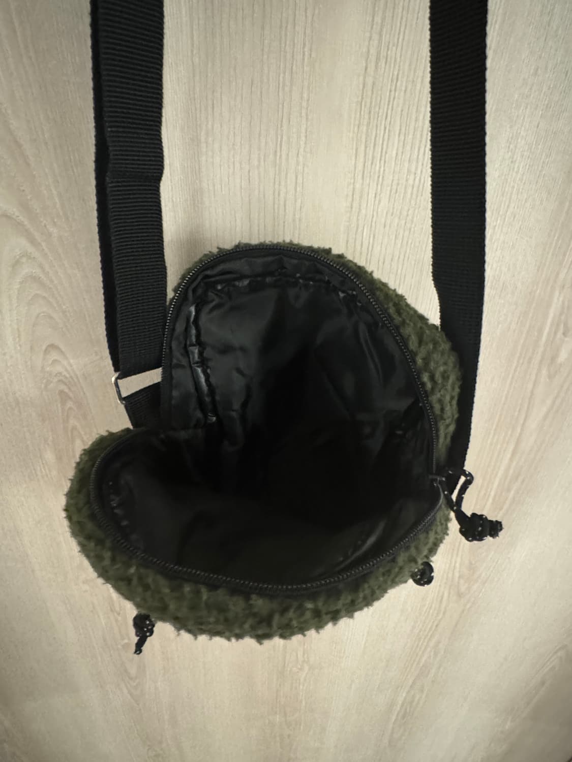 마모트 후리스 미니 크로스백  상품이미지4