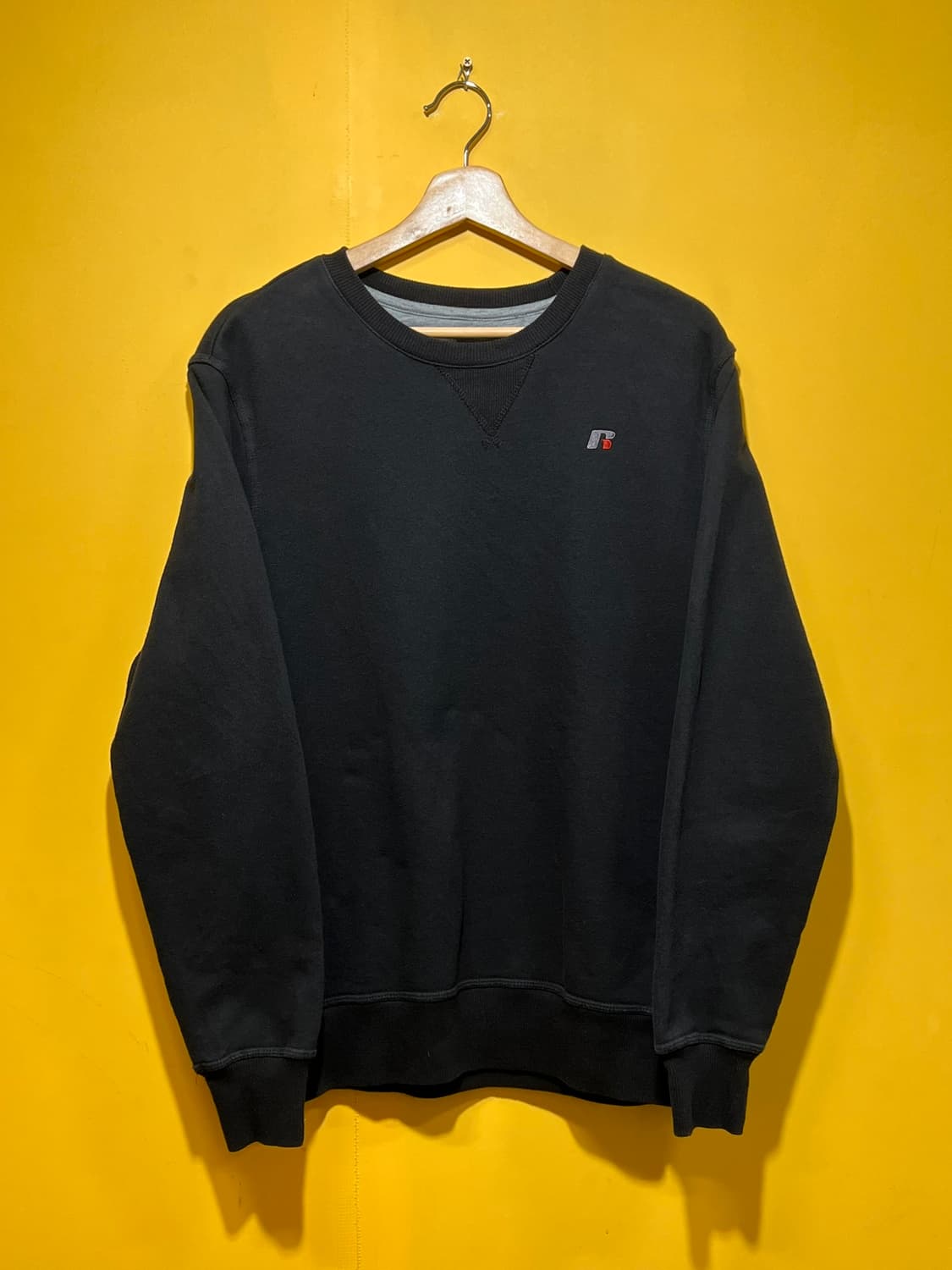 10s [M] 러셀 프리미엄 플리스 맨투맨 블랙 상품이미지1