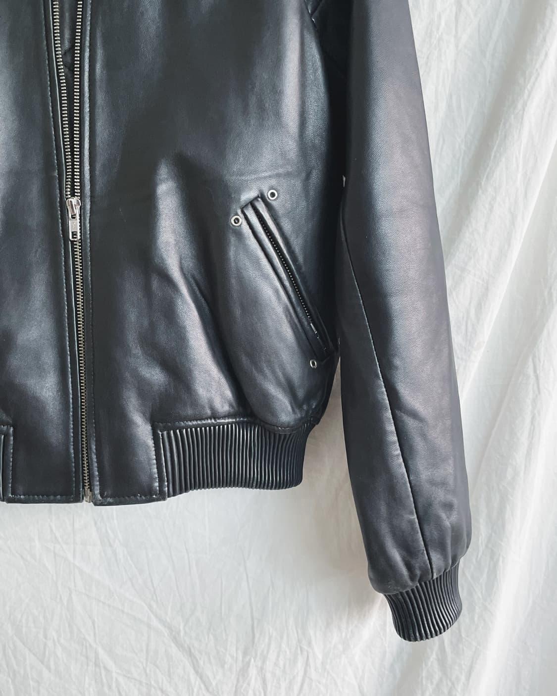 surface to air 레더 크롭 봄버 상품이미지6