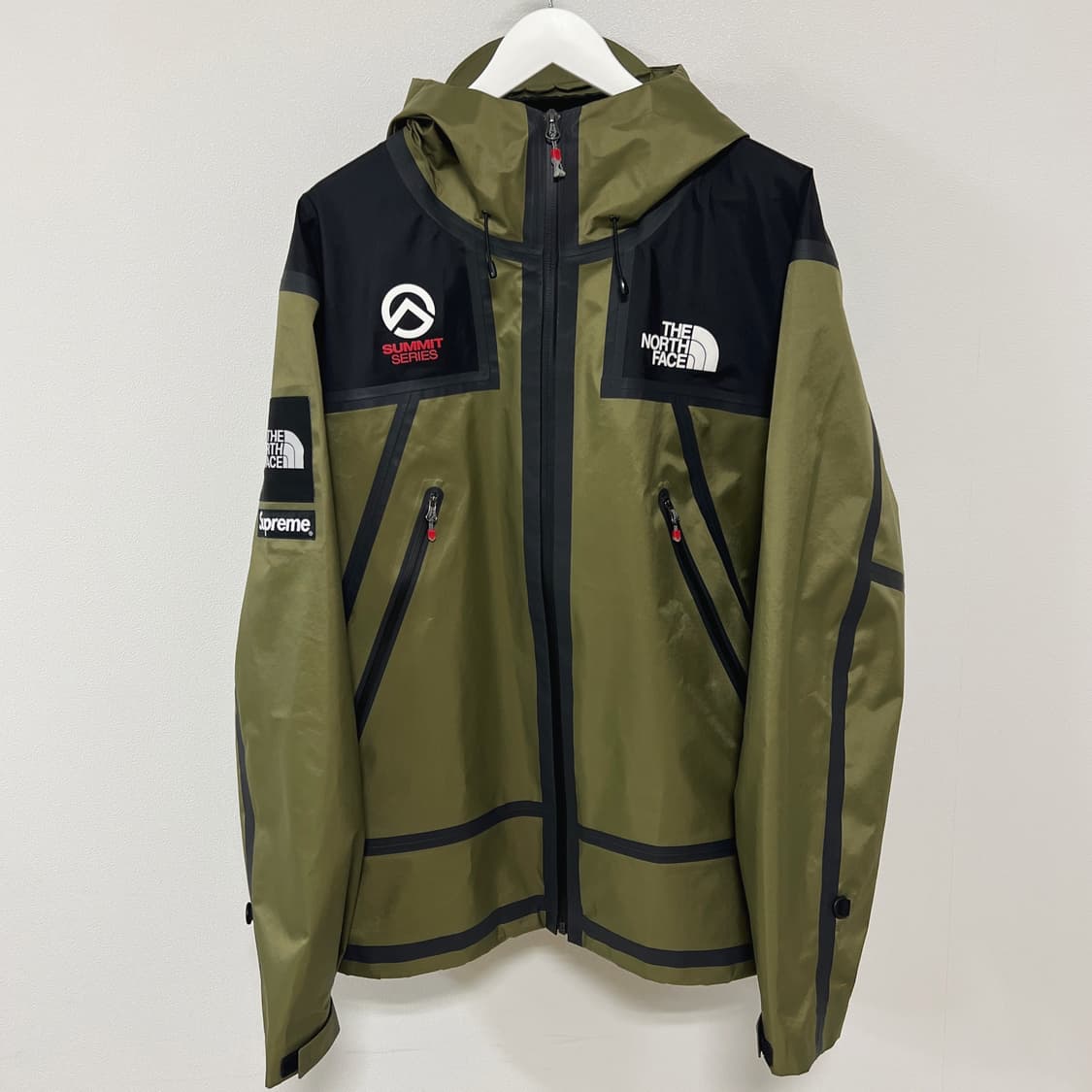 슈프림 노스페이스 21SS 서밋 시리즈 아우터 테이프심 자켓 올리브 상품이미지1