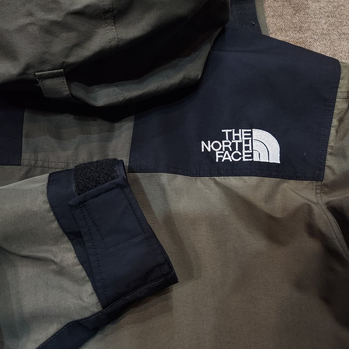 노스페이스 재팬 고어텍스 마운틴 파카 자켓 M 100~105 올리브 상품이미지6