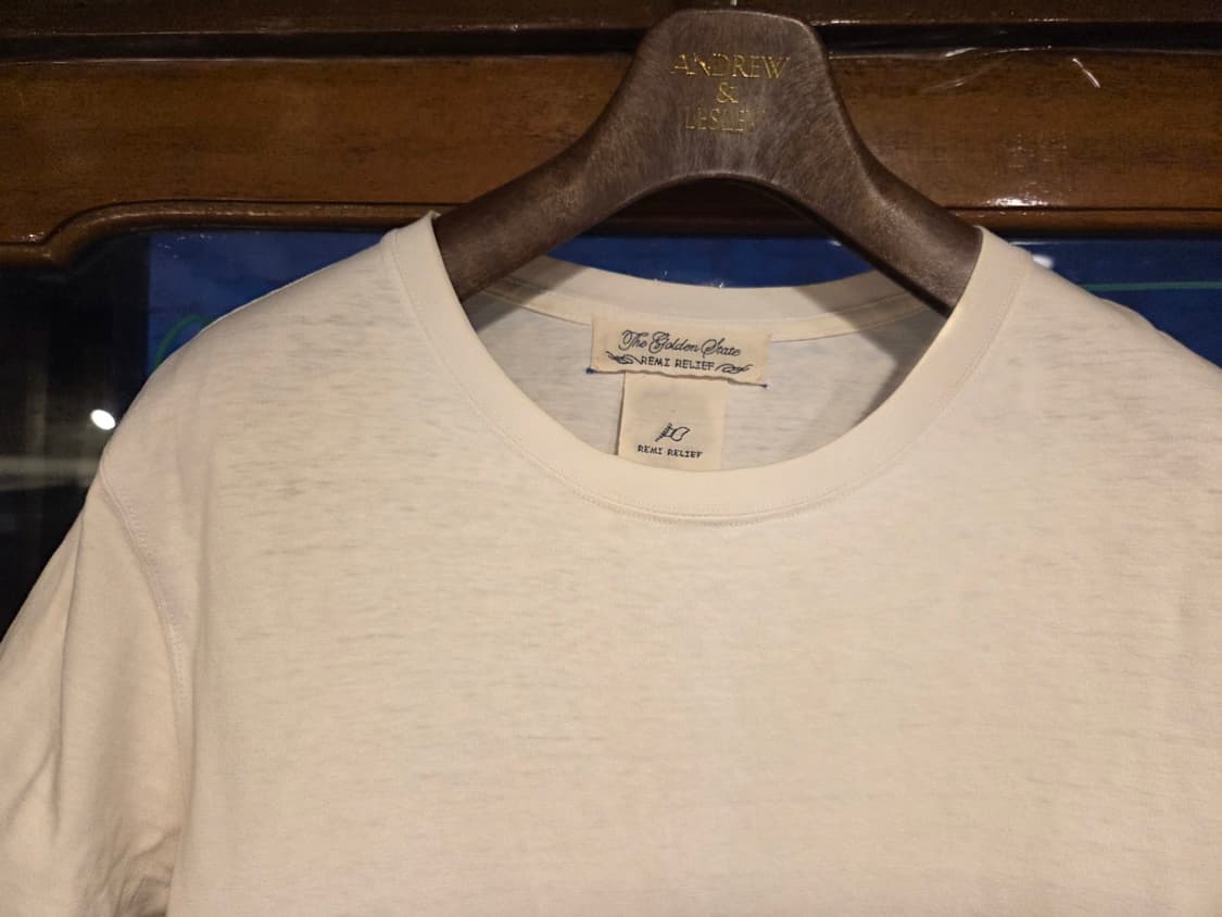 레미 릴리프 티셔츠 상품이미지1