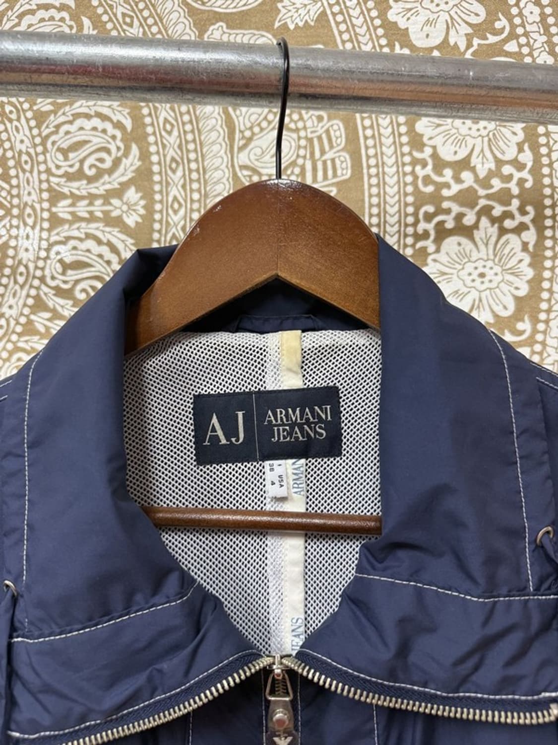 아르마니 익스체인지 여성 네이비 바람막이 상품이미지4