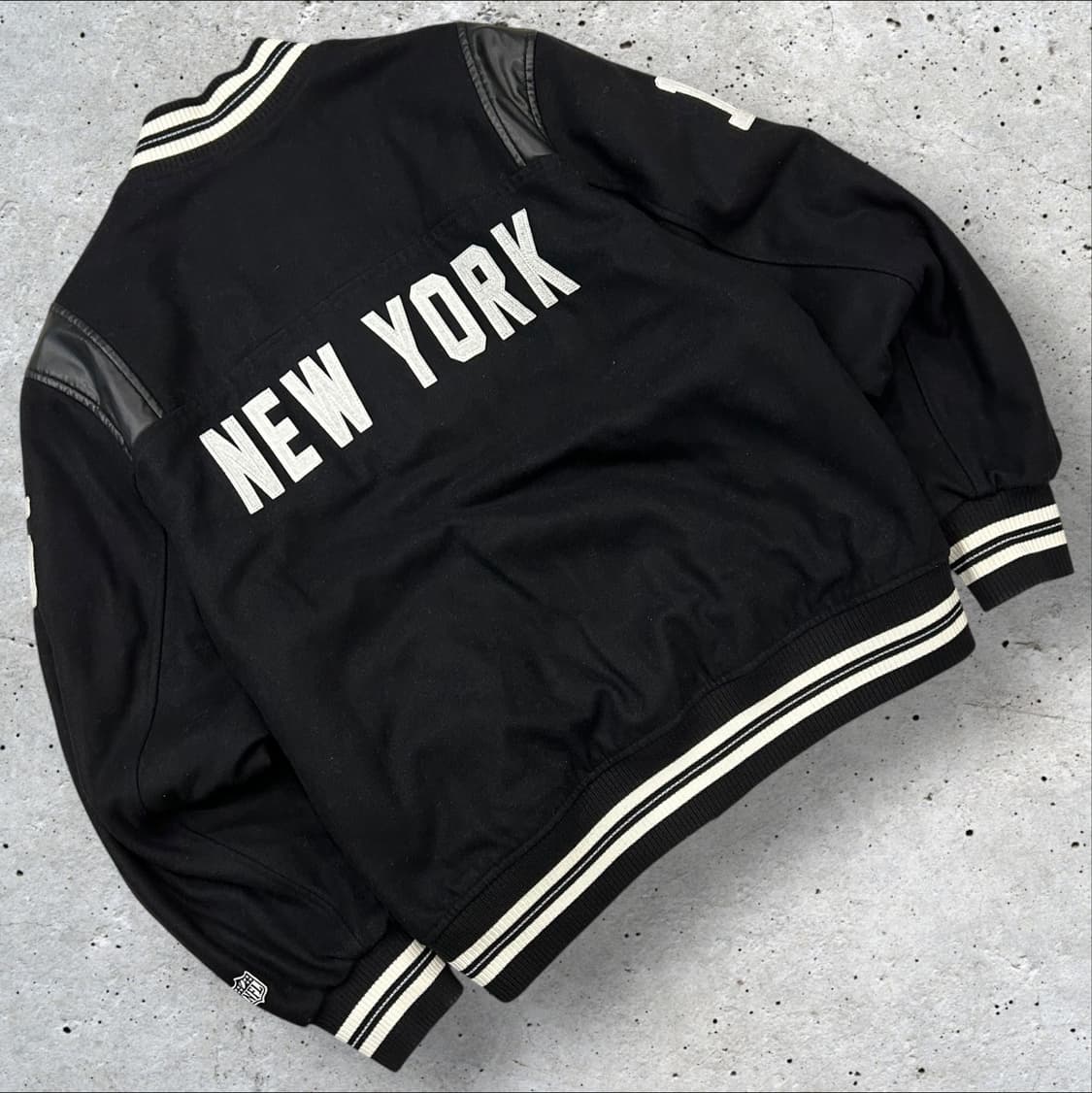 [L] NFL 뉴욕 자이언츠 팀 아플리케 스타디움 자켓 상품이미지2