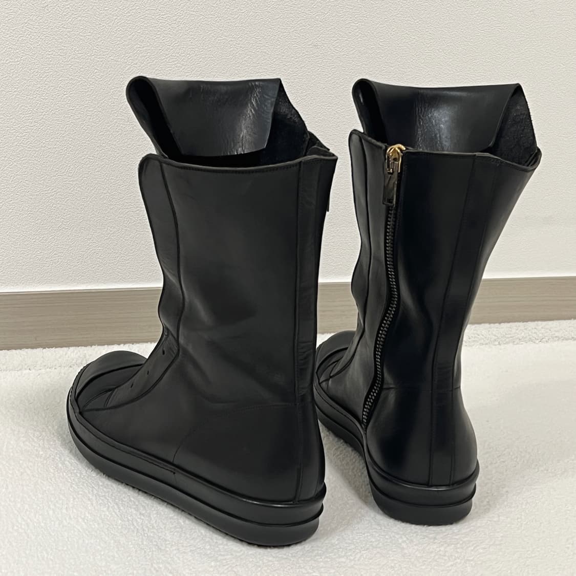 릭오웬스 13FW 롱라몬즈 부츠 올검 트리플블랙  상품이미지3