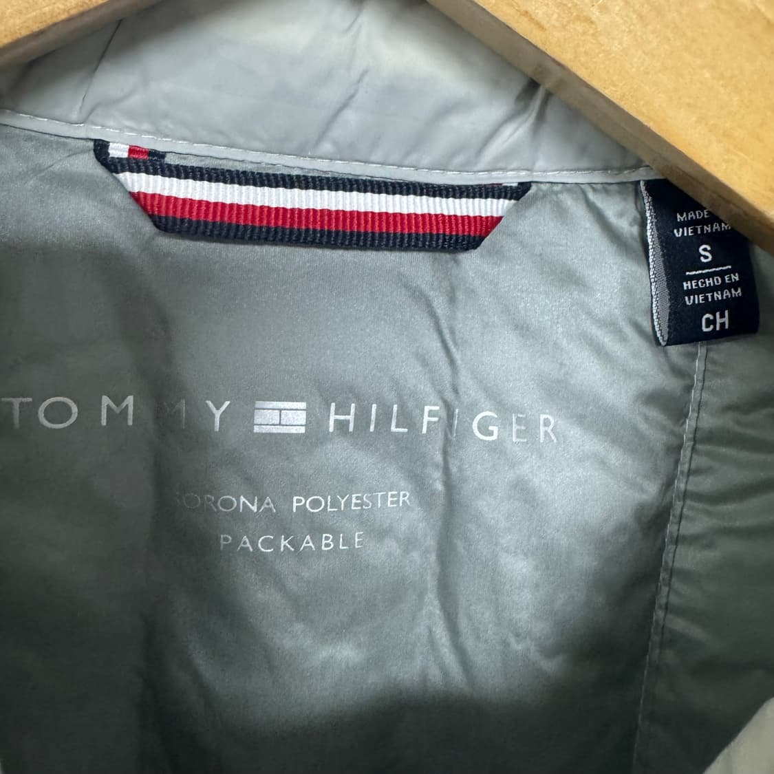 타미힐피거 스몰로고 경량패딩 상품이미지3