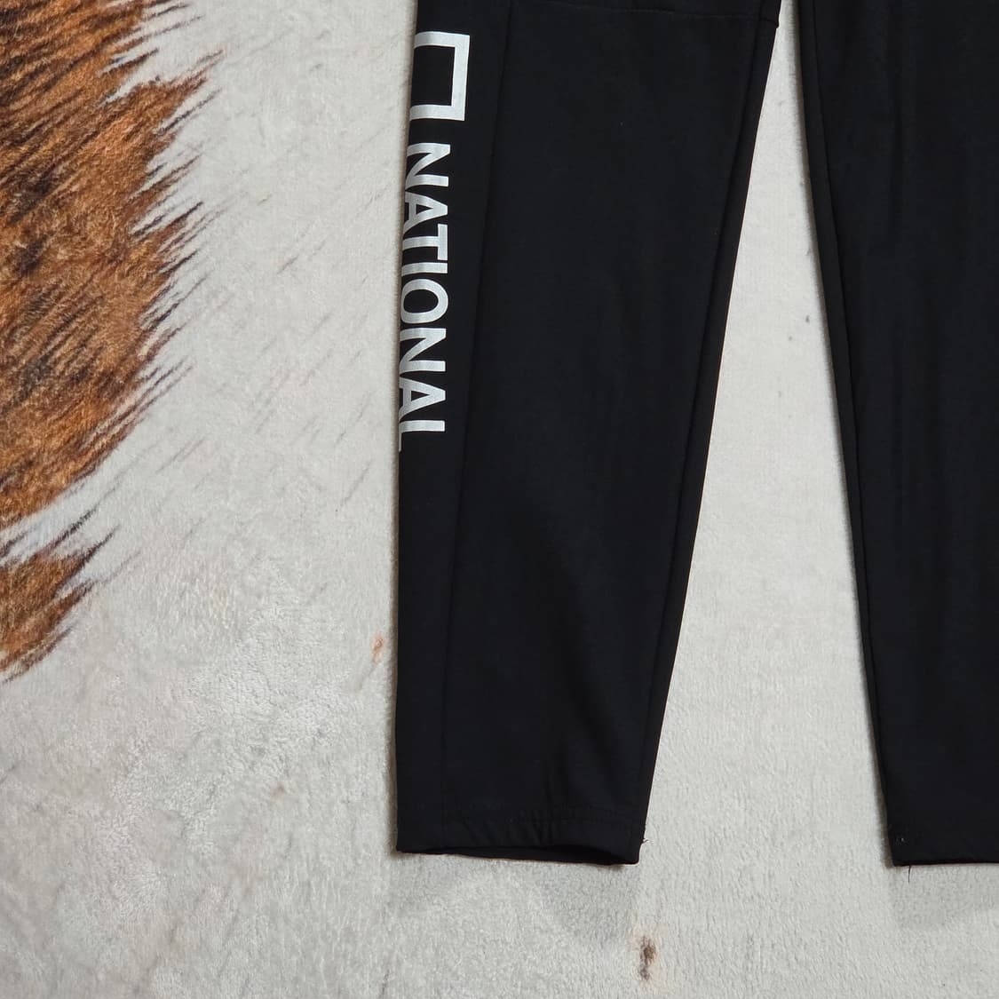 내셔널지오그래픽 블랙 트랙팬츠 상품이미지3