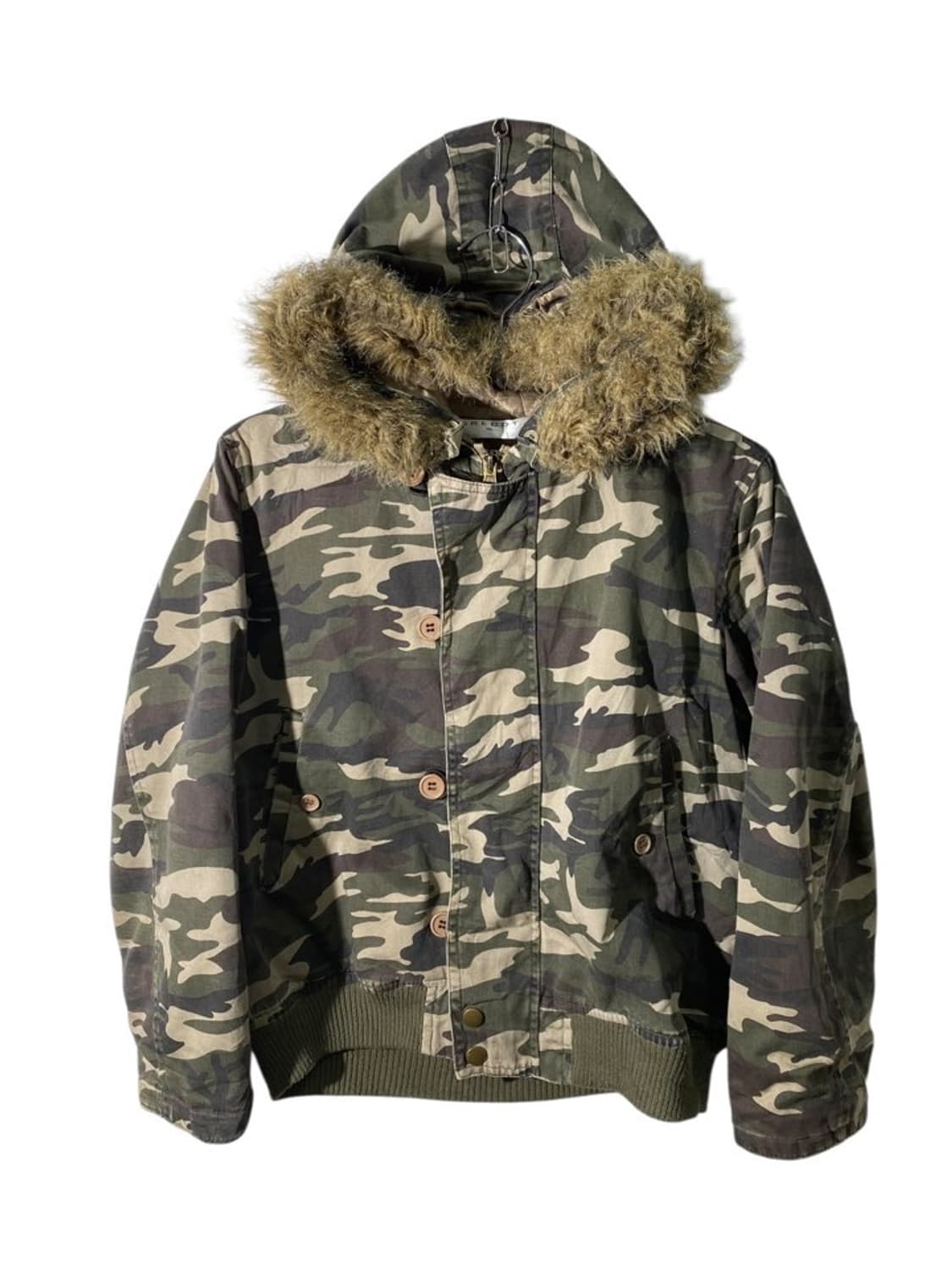 grecot 퍼 후드 카모 봄버 상품이미지1