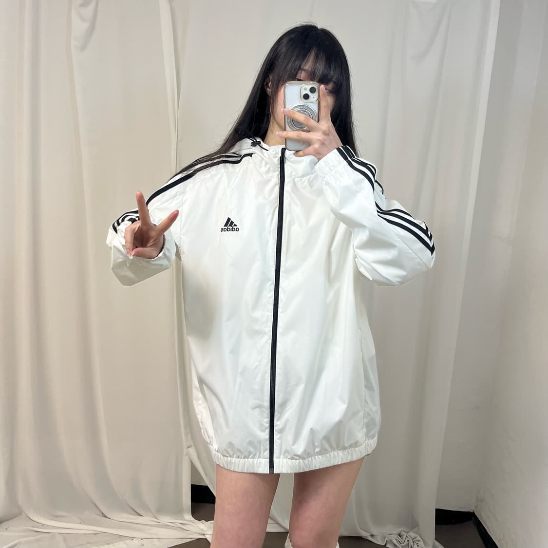 Adidas white windbreaker 상품이미지2