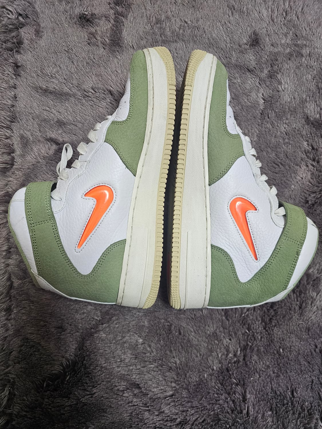 나이키 에어포스1 미드 270 상품이미지5