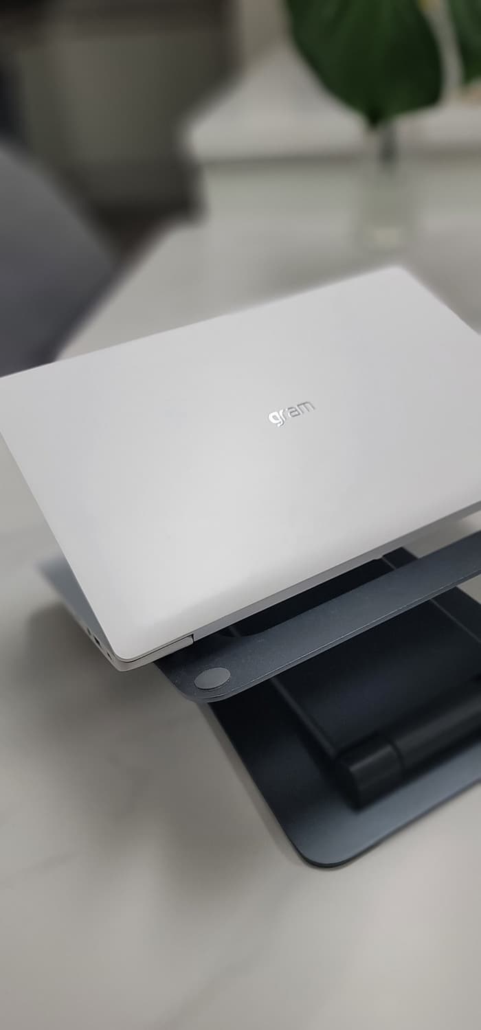 선물용S급 LG gram 14Z90N i5-10th 상품이미지3