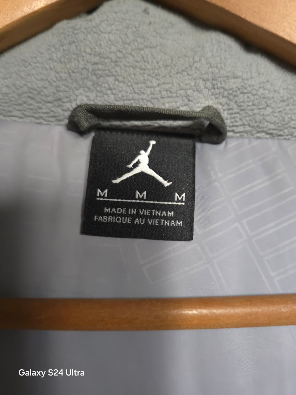 나이키 조던 구스다운 후드 패딩 M ✨️정품✨️
 상품이미지3