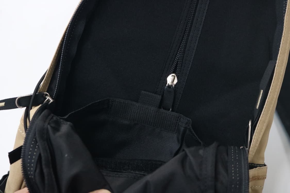 포터 바이시클 스타일 베이지 테크니컬 백팩 상품이미지10