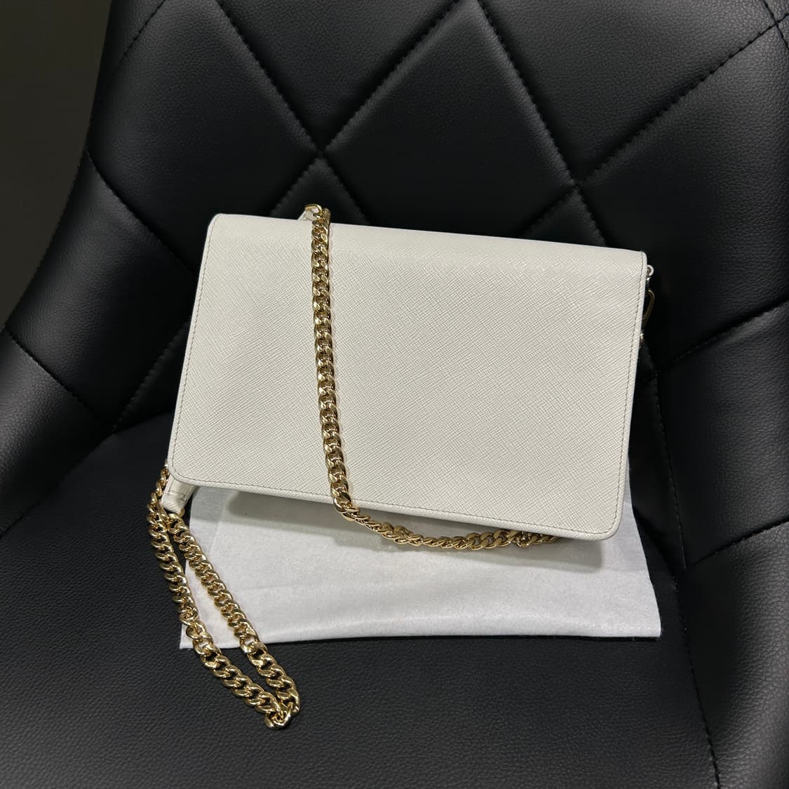 프라다 사피아노 가죽 체인 숄더백 상품이미지3