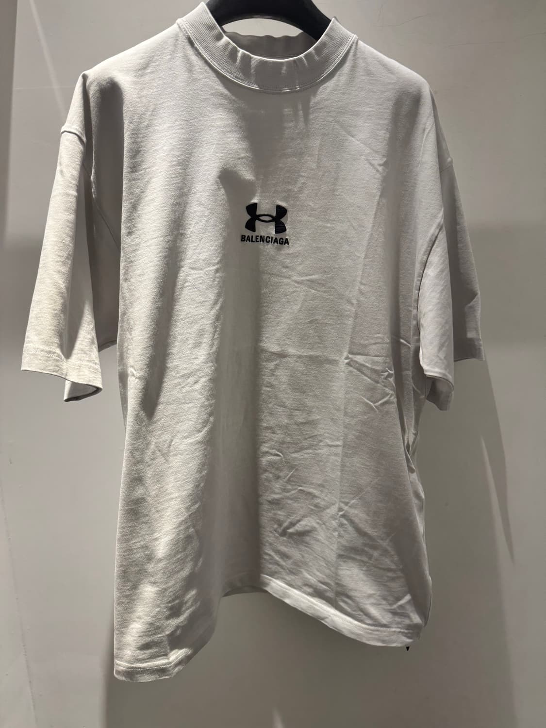 발렌시아가 언더아머 오버사이즈 로고 반팔티  상품이미지2