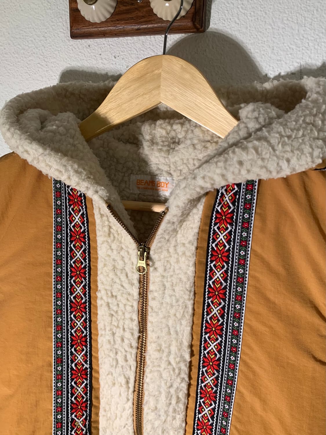 빔즈보이 플라워 자수 보아 후드집업 상품이미지4