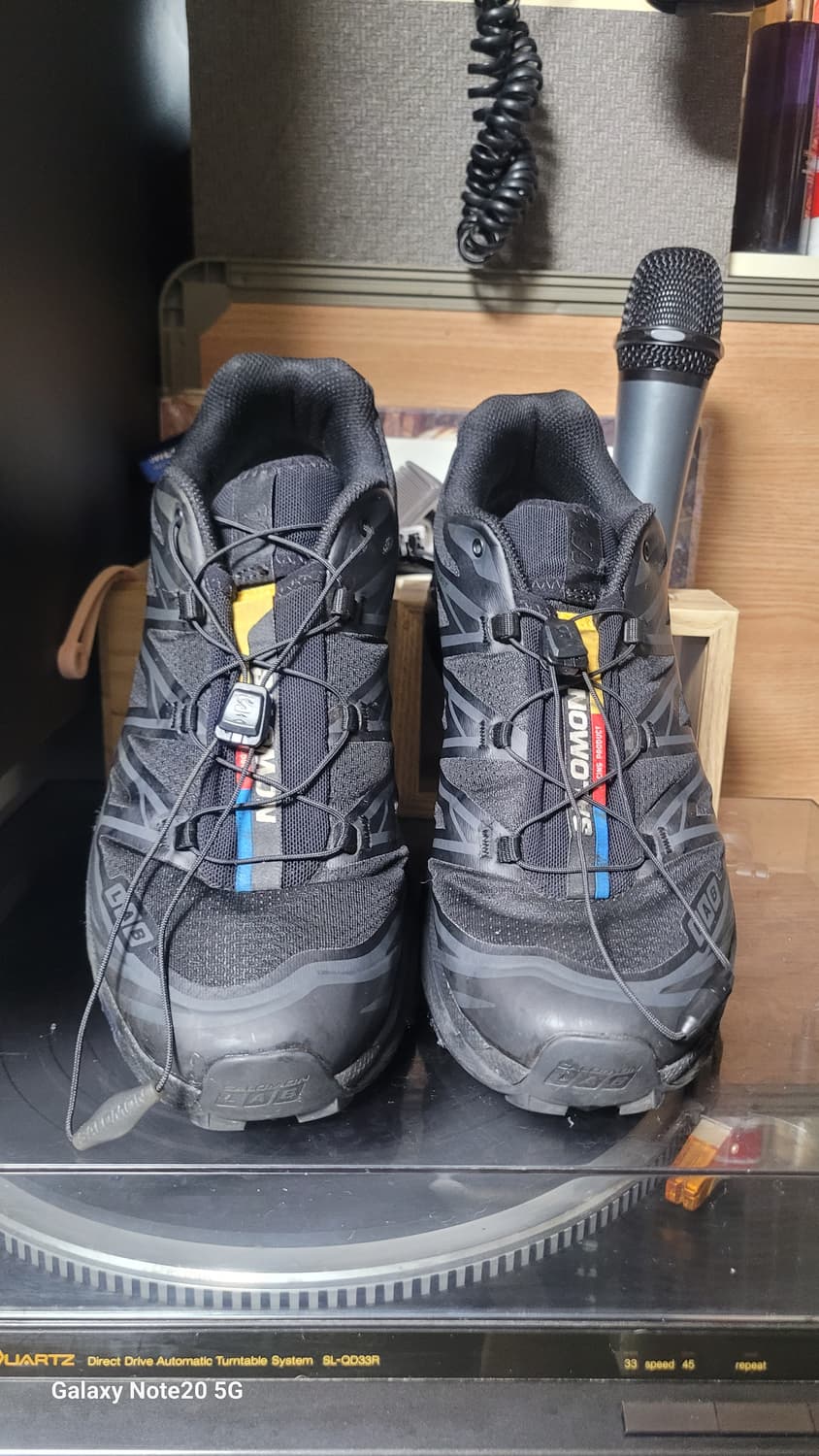 살로몬 스니커즈 상품이미지4