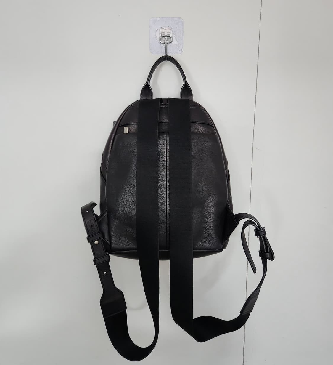 만다리나덕 가죽백팩 새거 상품이미지6