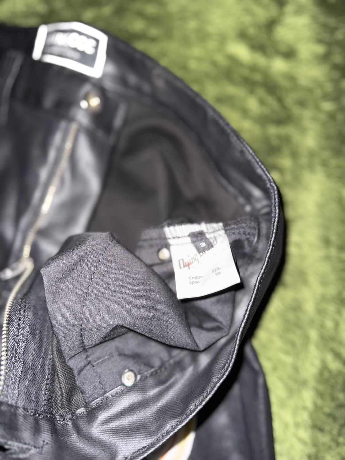 [3] 다잉브리드 X 에이징씨씨씨 피크 로고 패치 코팅 진 블랙 상품이미지4