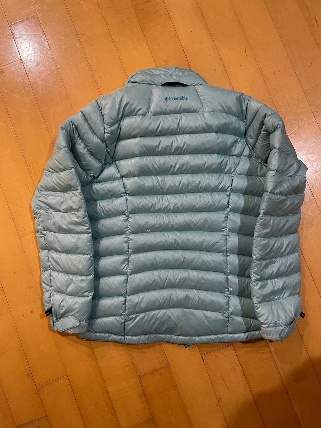 콜롬비아 경량패딩 하늘색 스카이블루 구스다운 상품이미지2