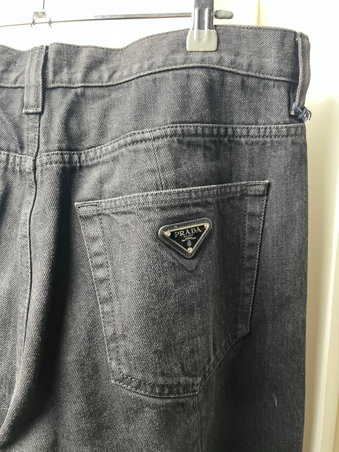 프라다 클래식 블랙 데님 팬츠 32사이즈 새상품급 상품이미지2