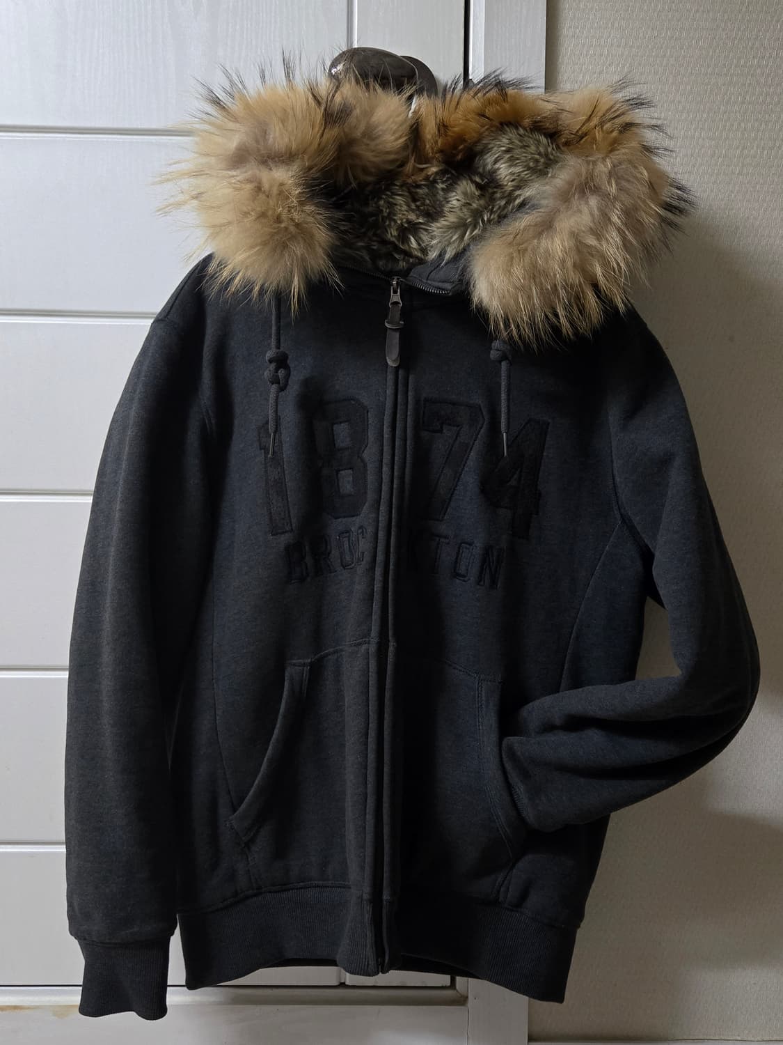 폴햄 울프죠 차콜 100사이즈 A급❤️‍🔥 상품이미지1