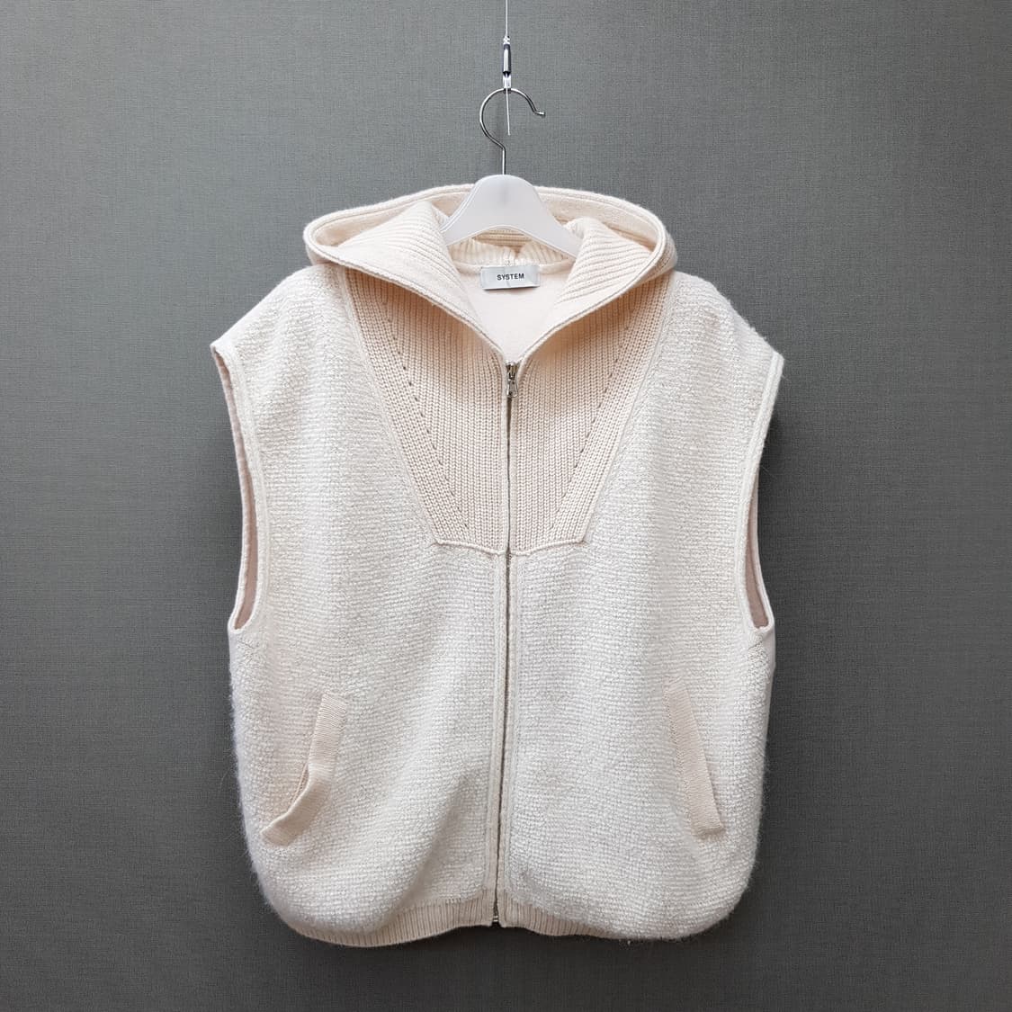 한섬 시스템 2024 후드 니트 집업 베스트 F사이즈 상품이미지1