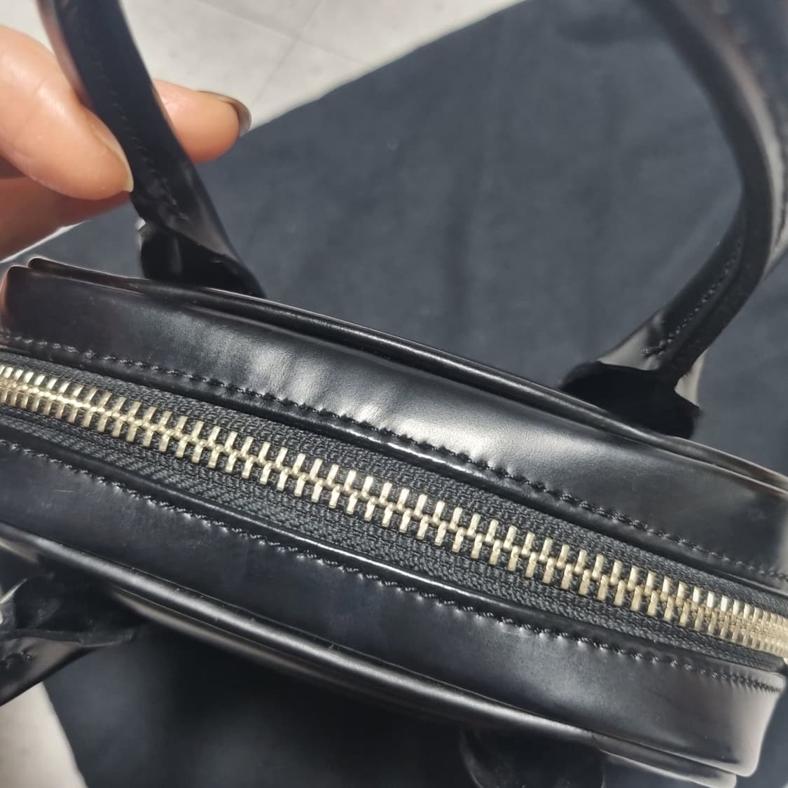 꼼데가르송 아오야마 라운드1호 상품이미지7