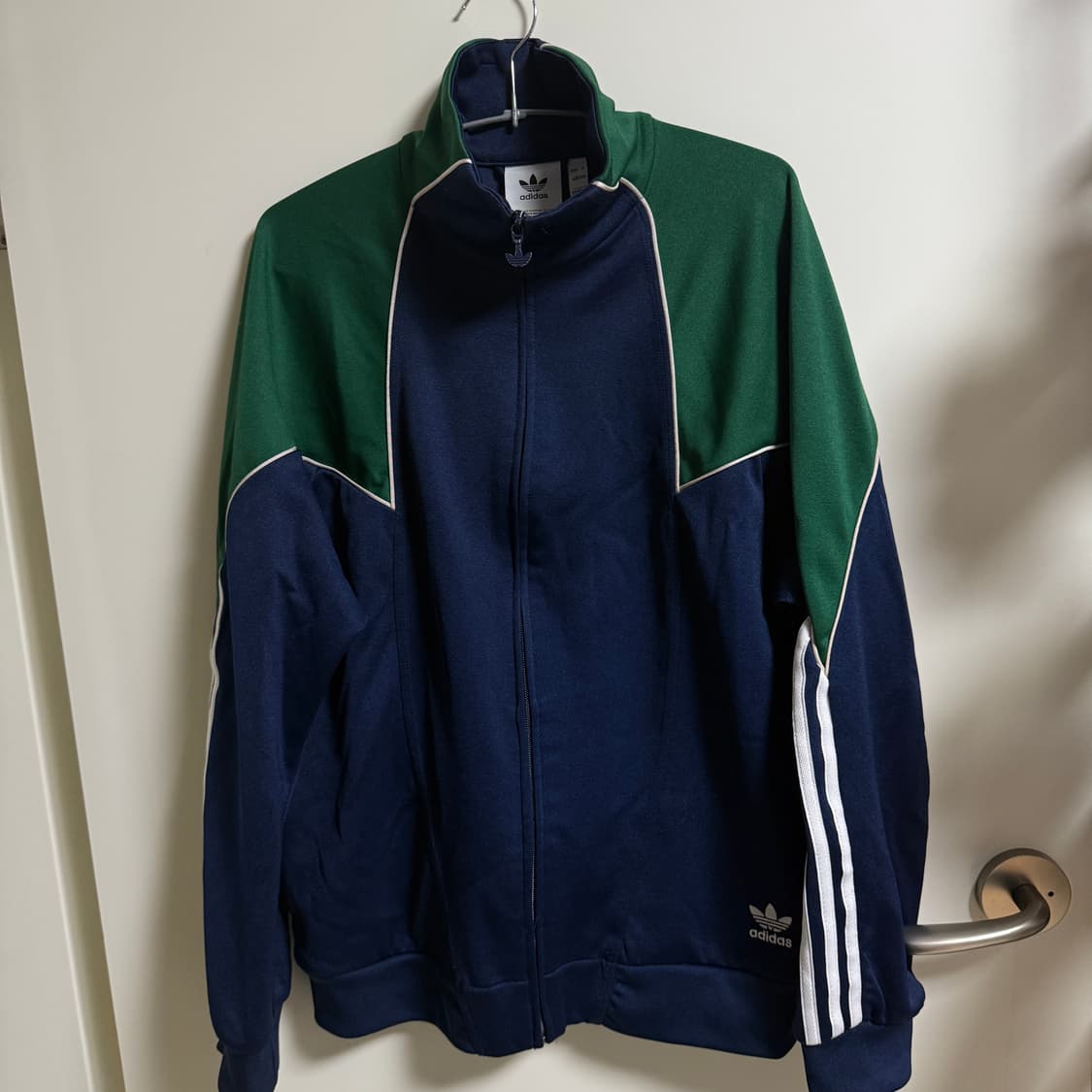 아디다스 올드스쿨 트랙탑 져지💙💚 상품이미지1