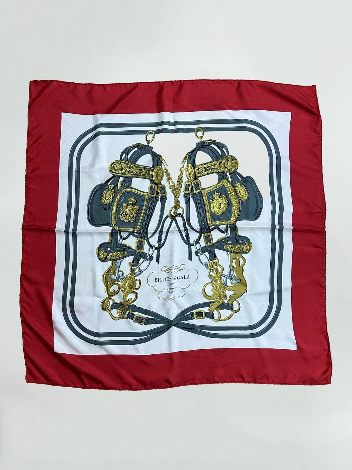 에르메스 BRIDES de GALA 빈티지 실크 까레 스카프 상품이미지1
