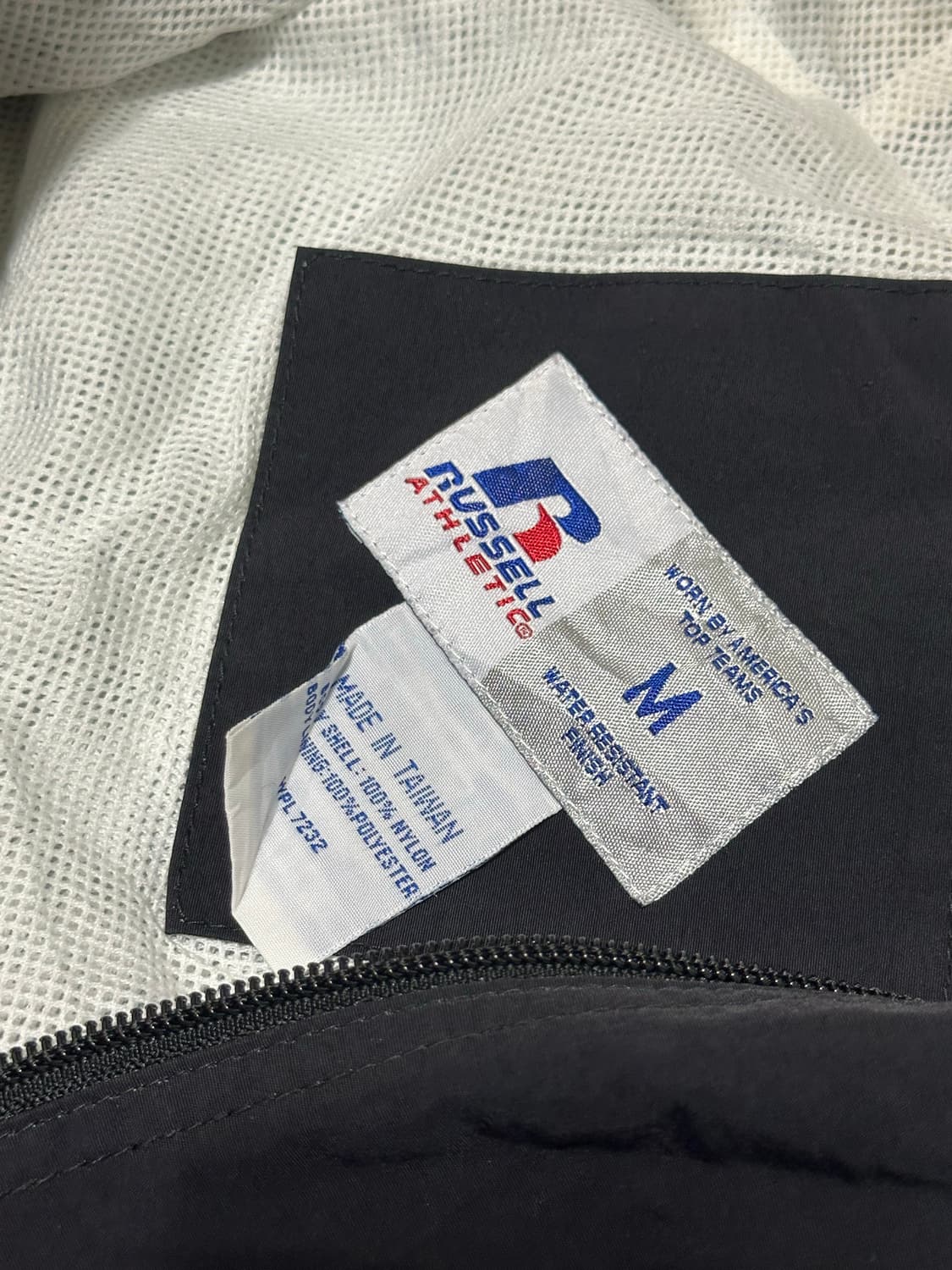 러셀 후드 바람막이 M 상품이미지3