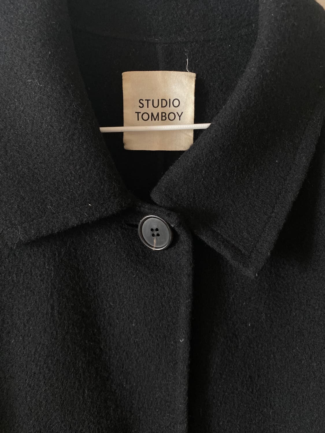 스튜디오 톰보이 블랙 롱 코트 90 상품이미지3