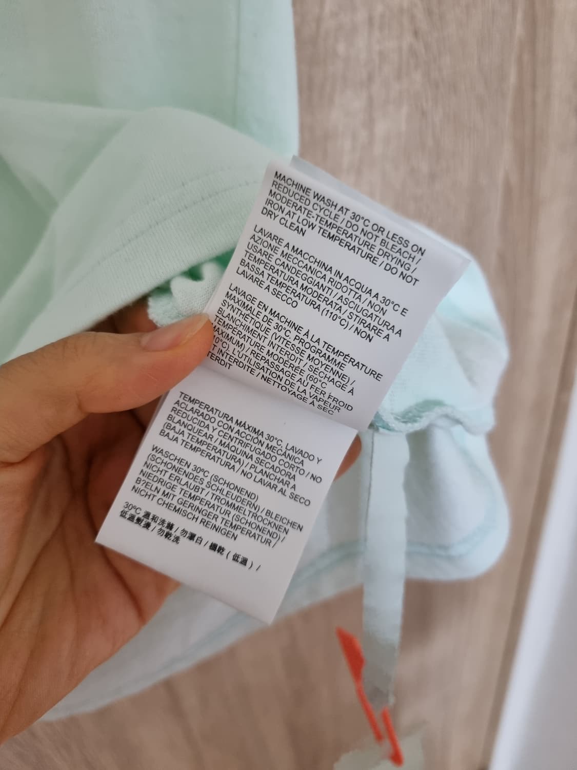 오프화이트 반팔티  상품이미지7