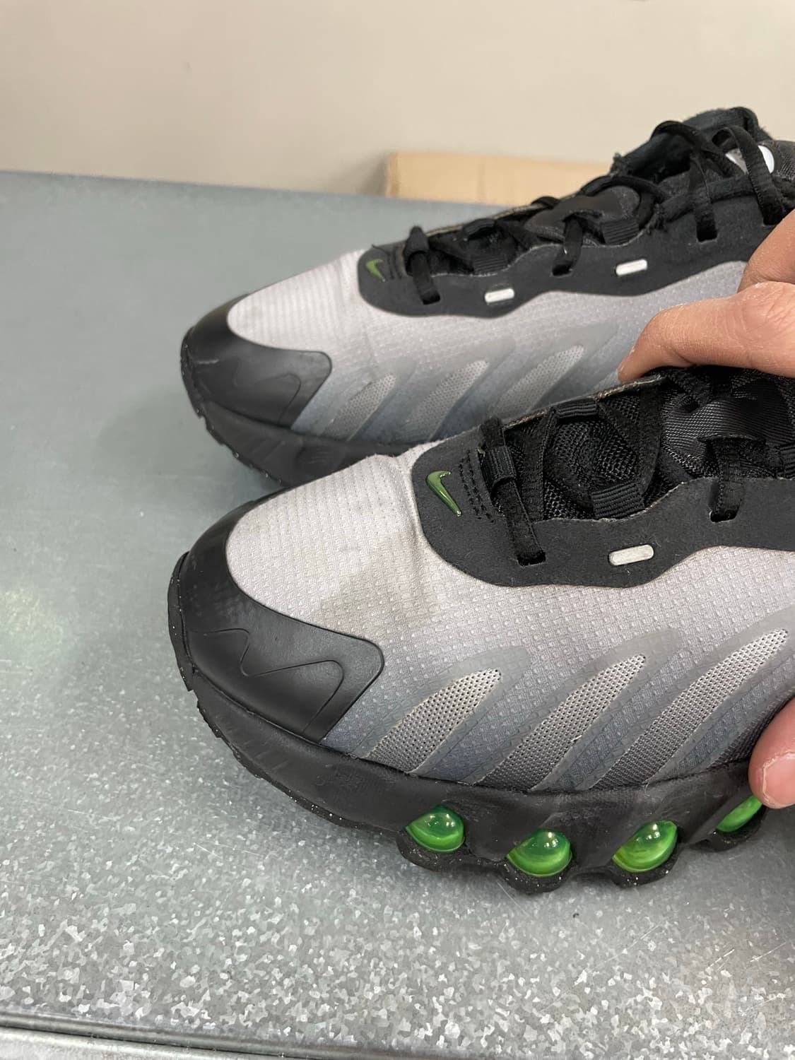 나이키 에어맥스 Dn8 블랙 250 상품이미지7