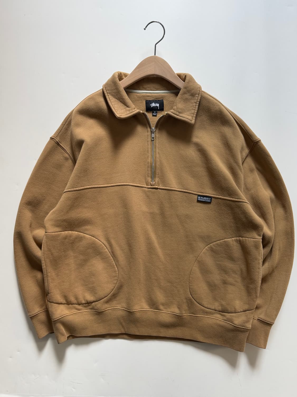 Stussy 스투시 딥베이지 컬러 카라 하프집업 맨투맨 상품이미지3