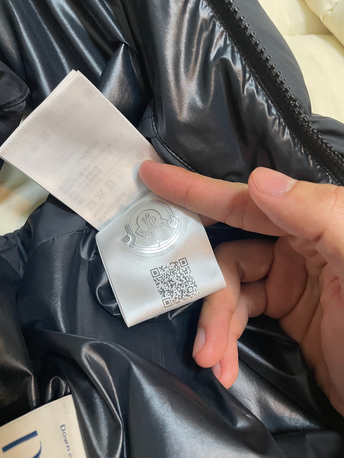 [L] 몽클레어 패딩 조끼 상품이미지8