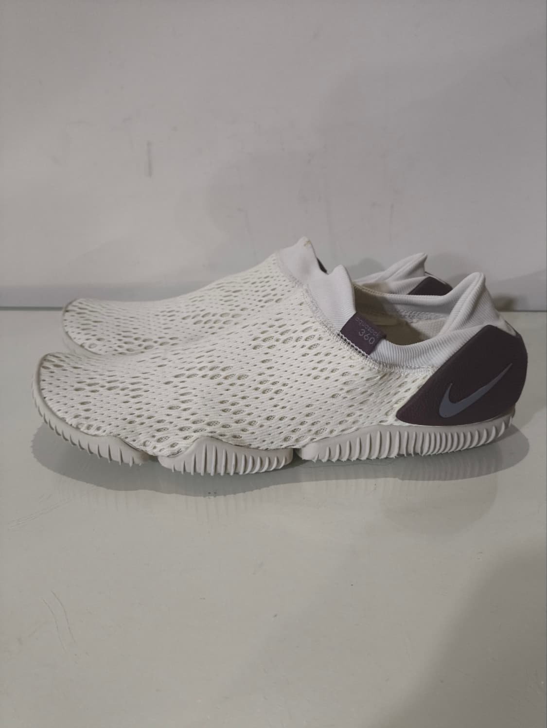 280mm 나이키 아쿠아삭360 아쿠아슈즈 아이보리  상품이미지1