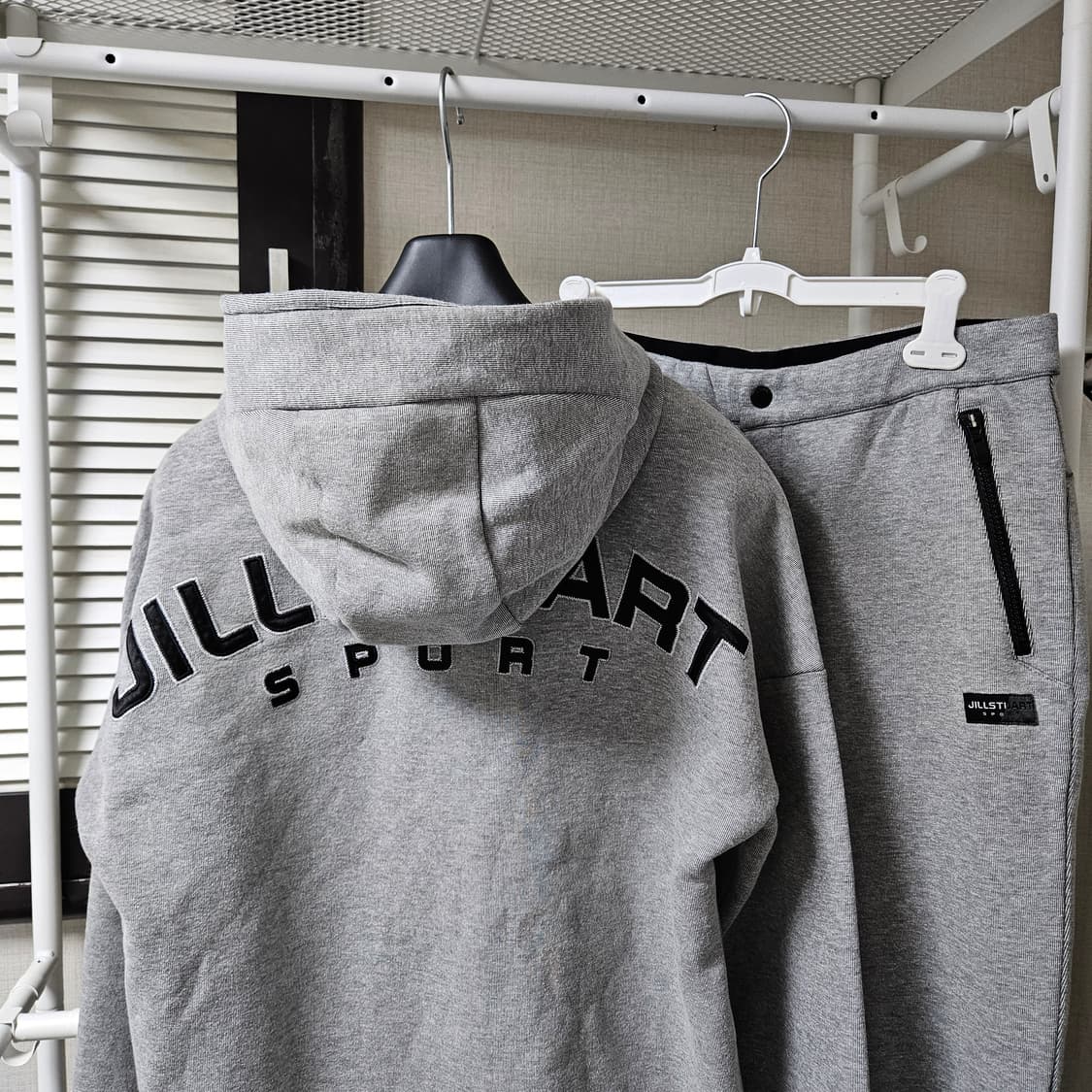 100 ) 질스튜어트 스포츠 후드 조거팬츠 세트 상품이미지3