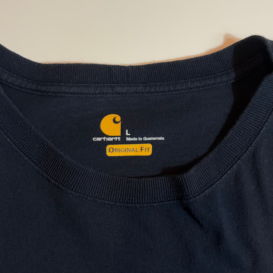 칼하트 슬리브 로고 긴팔 티셔츠 상품이미지3