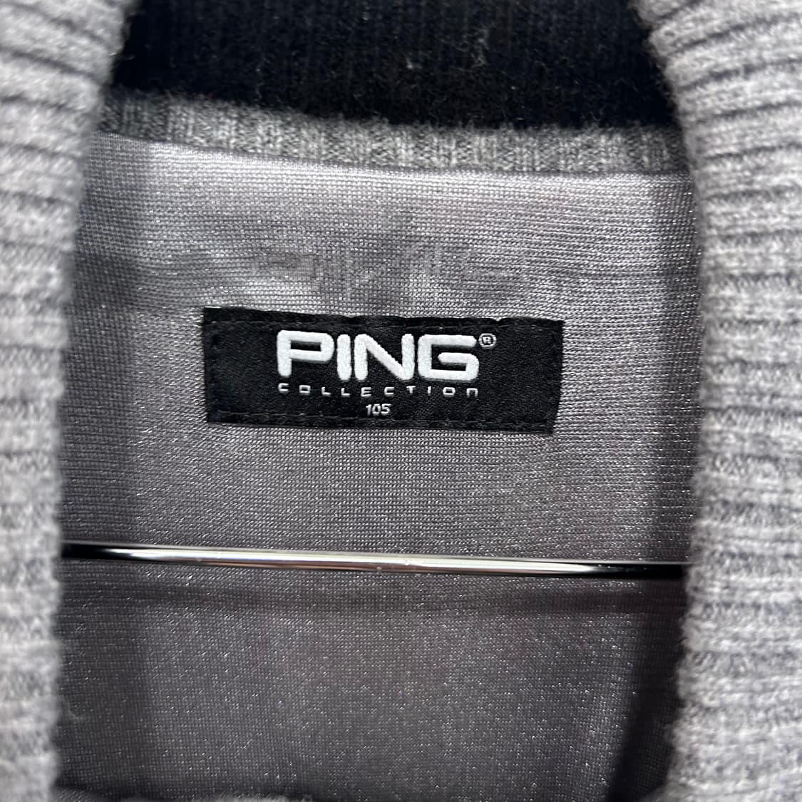 PING 컬랙션 별 자수 하이넥 반집업 니트 상품이미지3