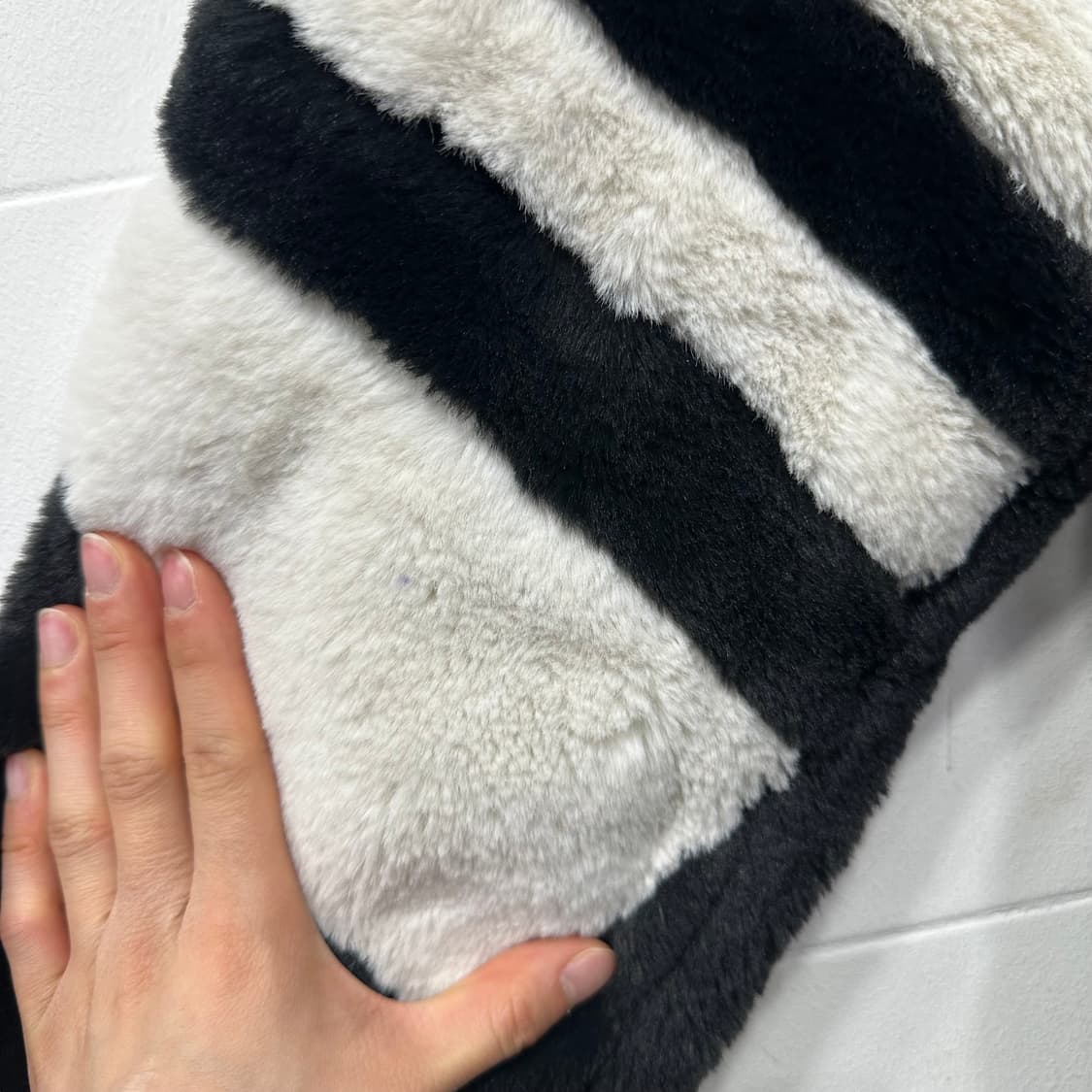 아디다스 트레포일 퍼 자켓 상품이미지4