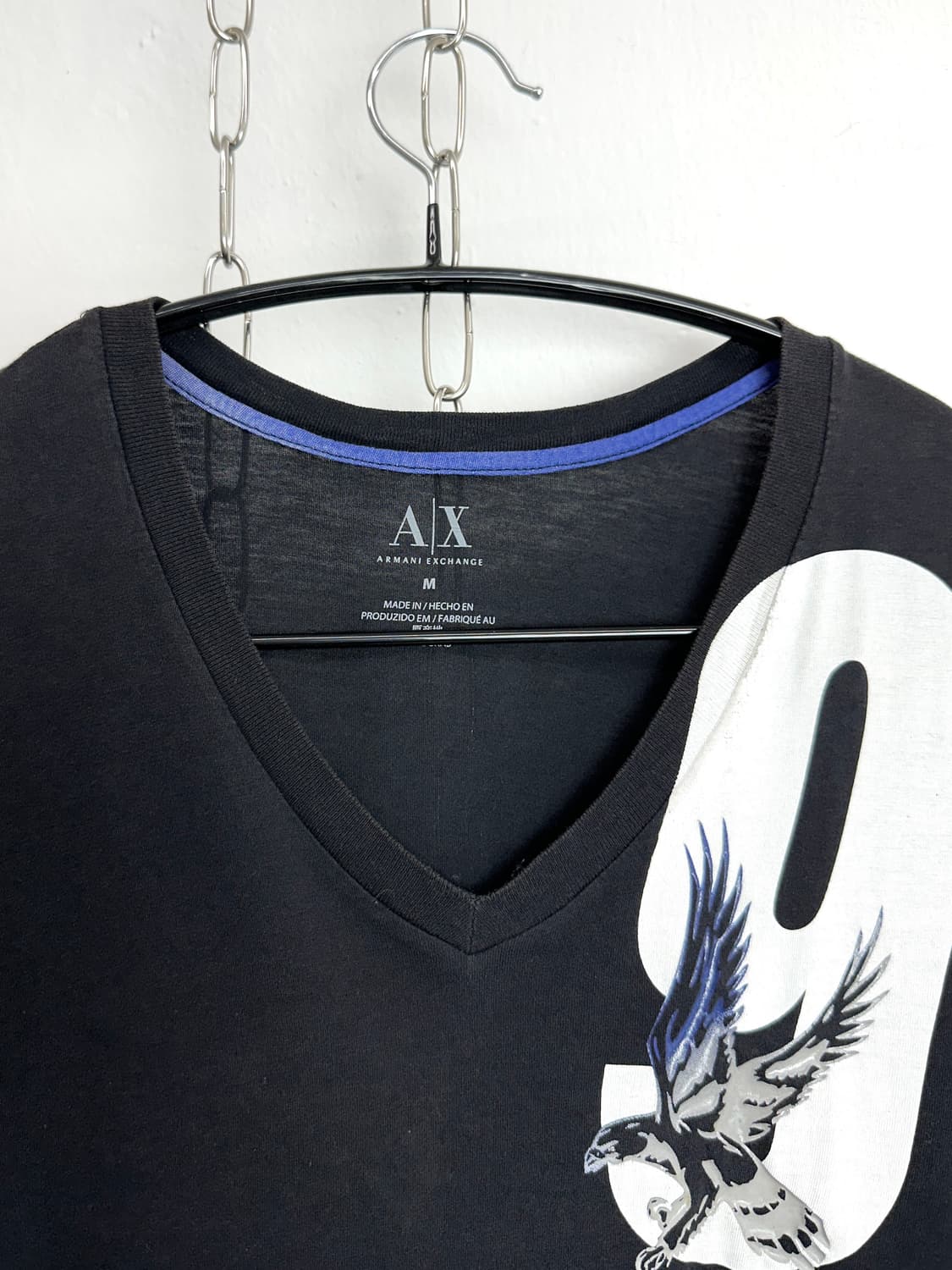 Armani Exchange “91 Eagle” Graphic V-Nec 상품이미지3