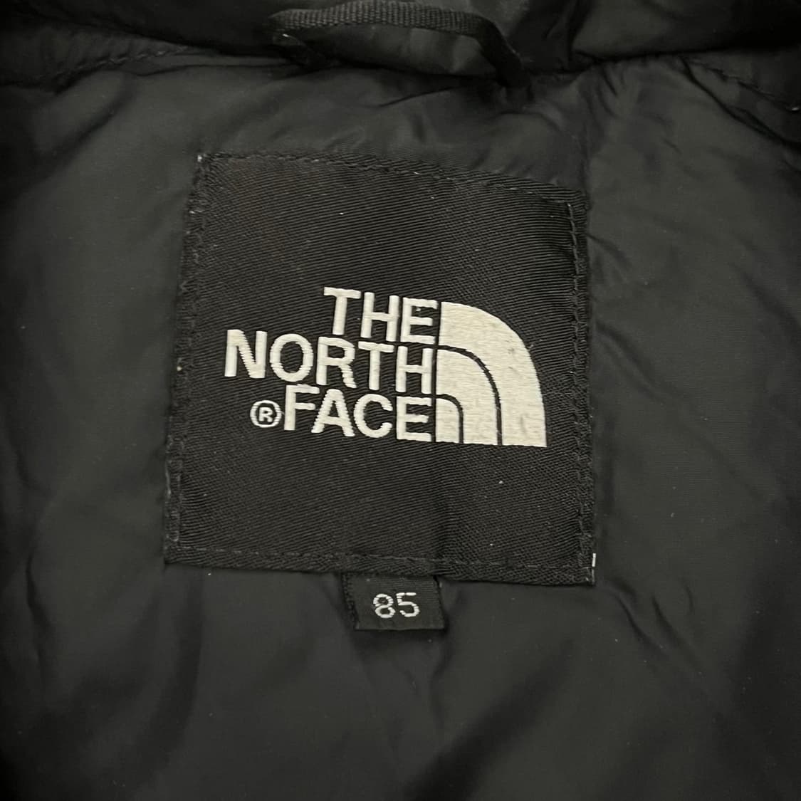 [정품/85] 노스페이스 블랙 패딩 조끼 b19 상품이미지4