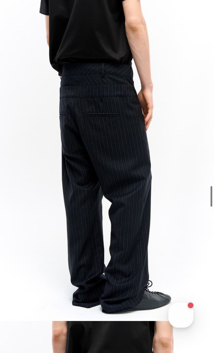 DAISY STRIPE SLACKS - BLACK 상품이미지3