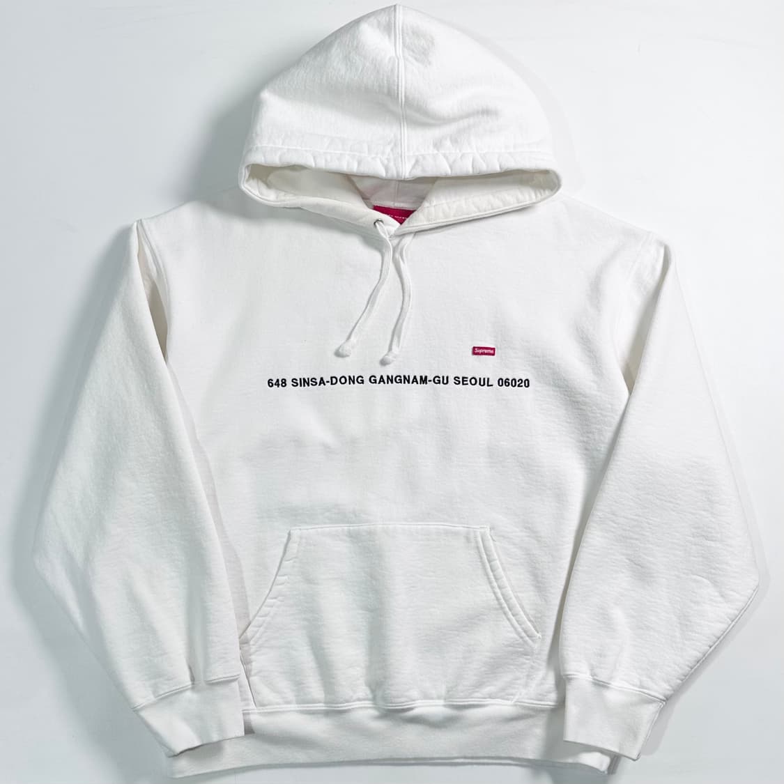 슈프림 스몰박스 로케이션 화이트 후드티 상품이미지1