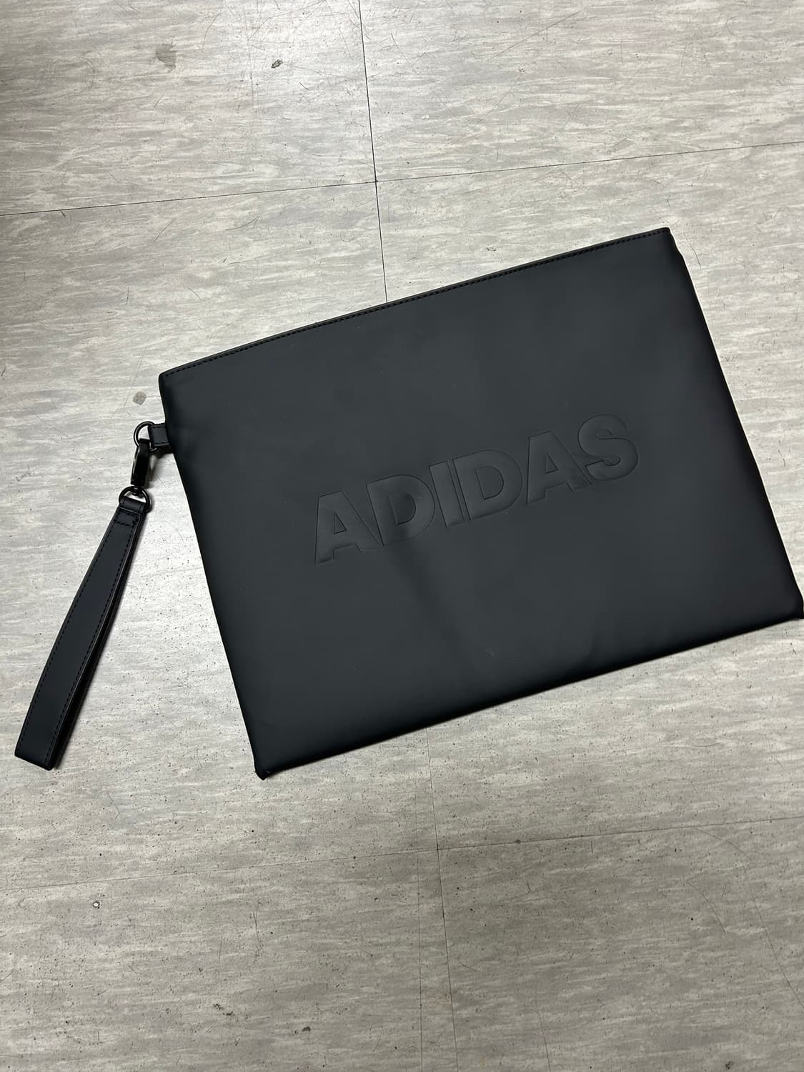 아디다스 클러치 백 블랙 상품이미지1