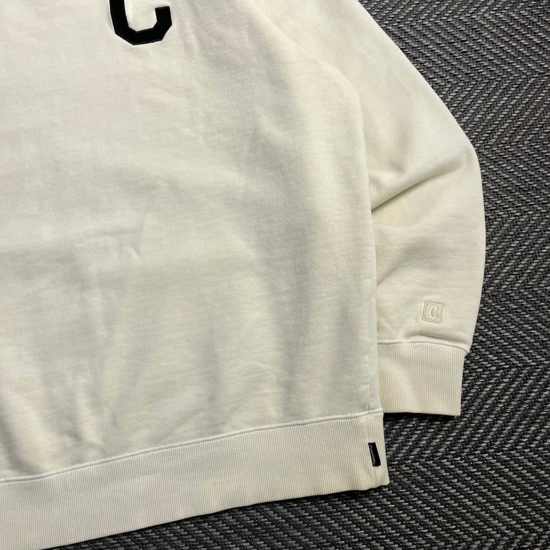 커버낫 C로고 박시핏 크림 맨투맨 y 4484 상품이미지3